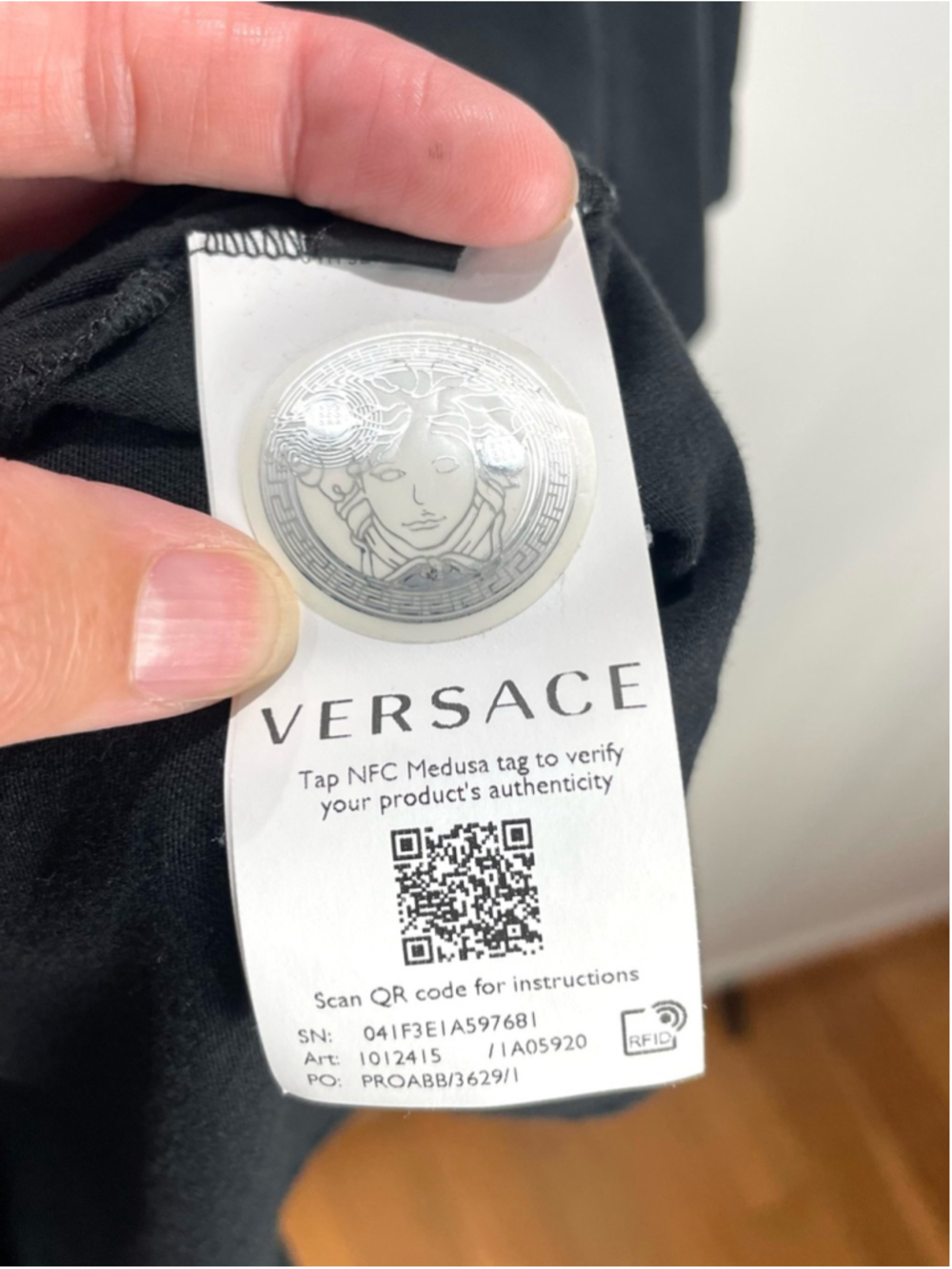 Versace Black Classic Logo T Shirt Size XL - Picture 8 of 10